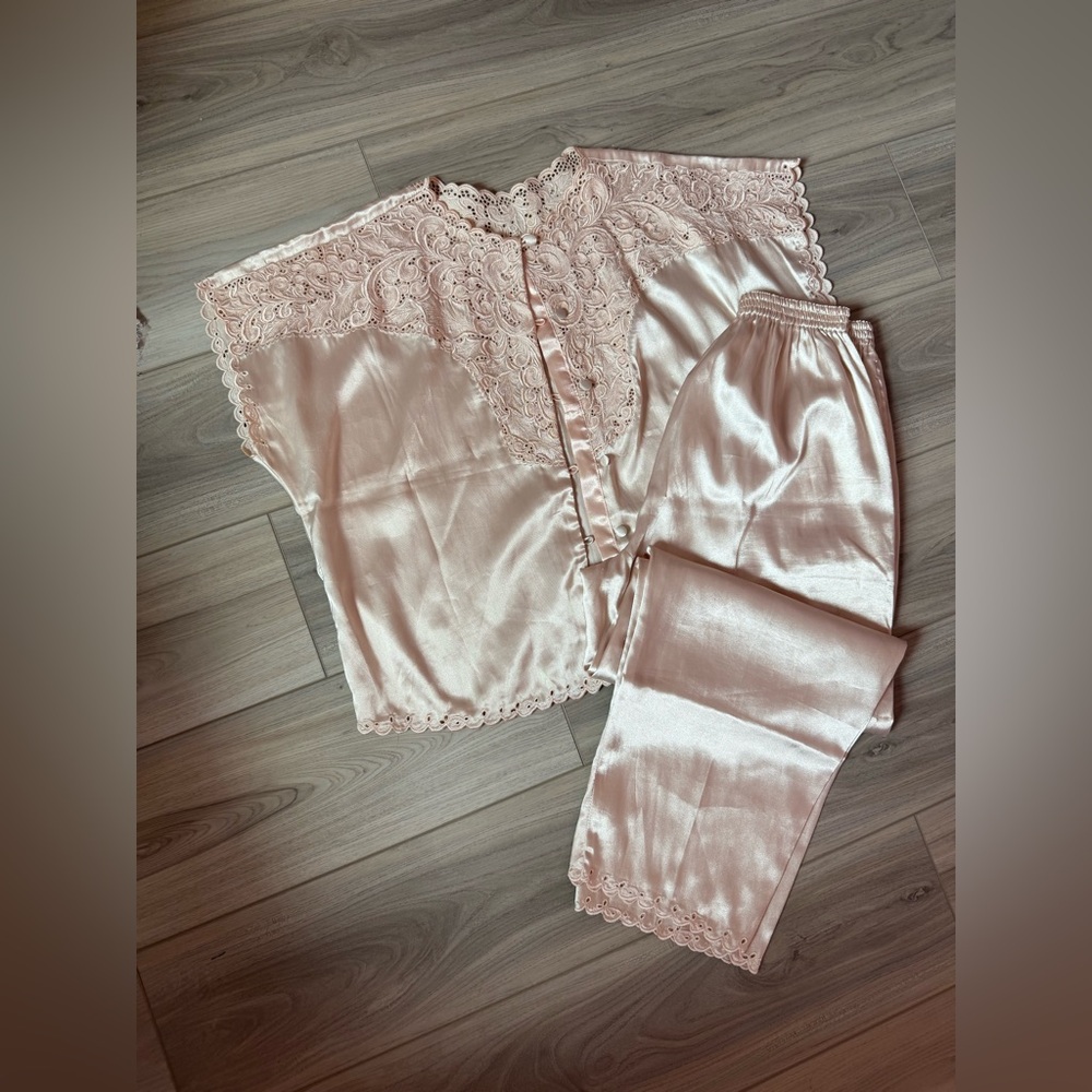 Vintage 1920s silky lace pajama set